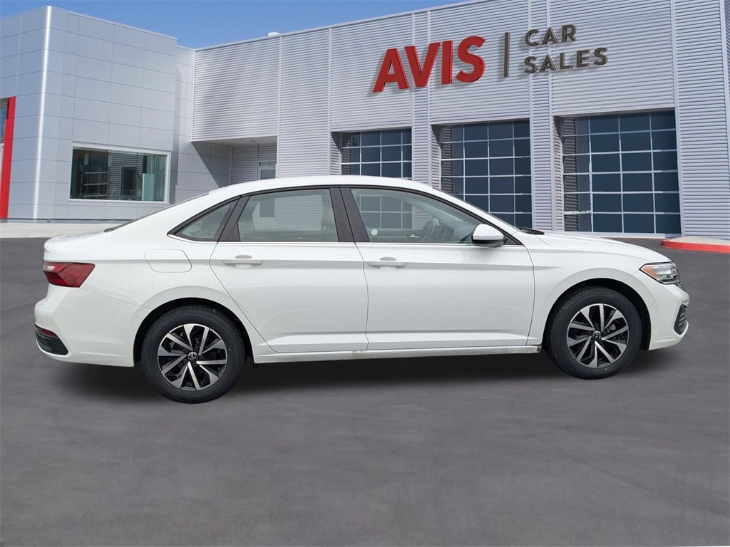 Thumbnail: 2024 Volkswagen Jetta - 7