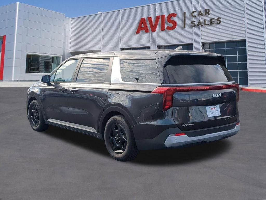 Thumbnail: 2025 Kia Carnival - 9