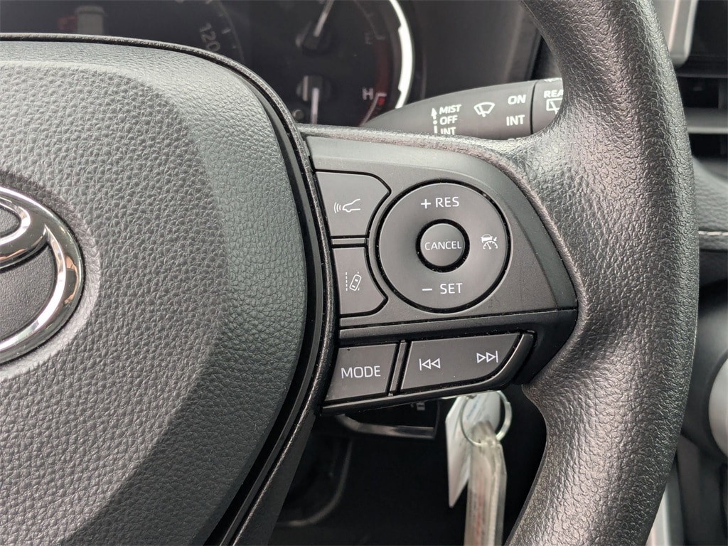 Thumbnail: 2025 Toyota RAV4 - 19