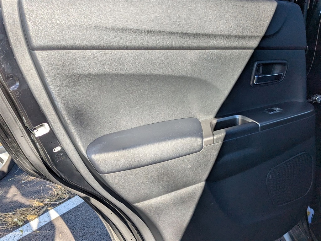 Thumbnail: 2025 Mitsubishi Outlander Sport - 26