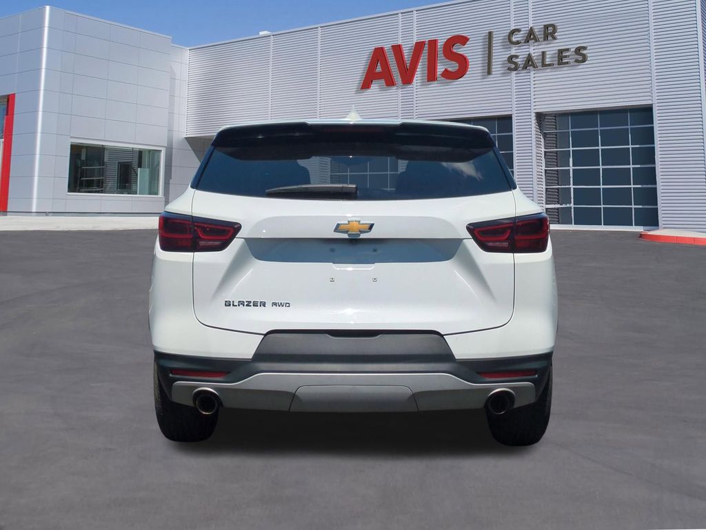 Thumbnail: 2025 Chevrolet Blazer - 9