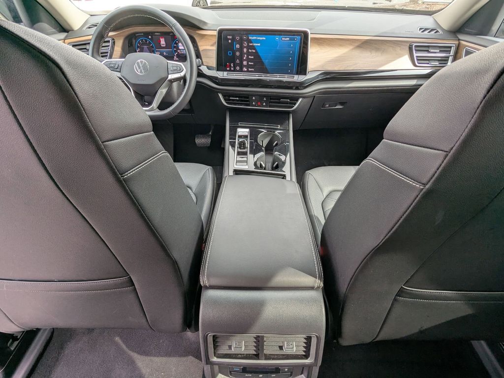 Thumbnail: 2025 Volkswagen Atlas - 27