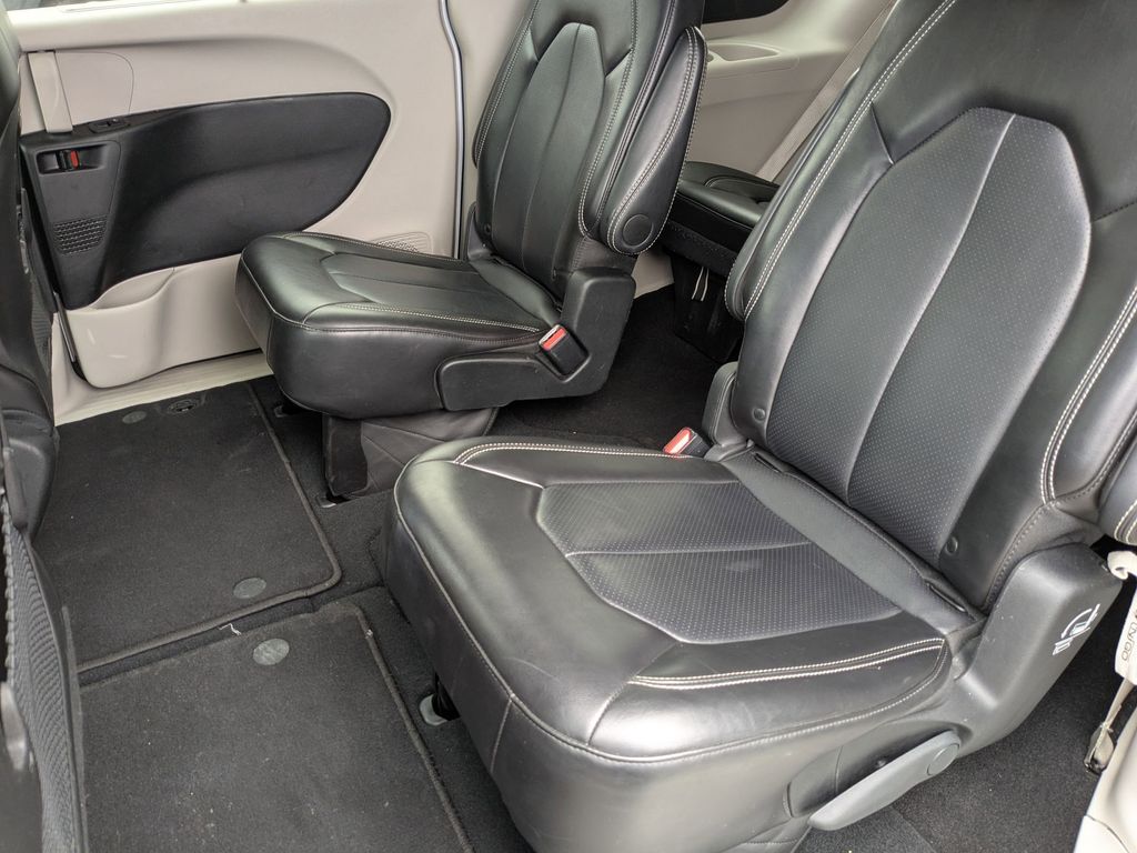 Thumbnail: 2024 Chrysler Pacifica - 27