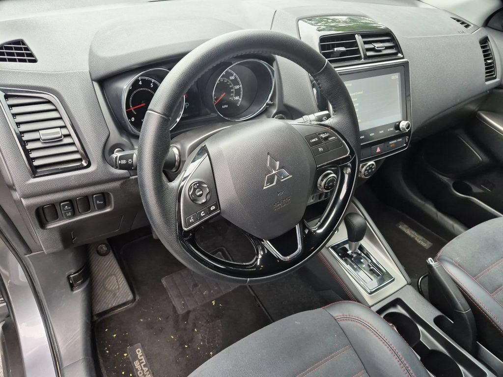 Thumbnail: 2025 Mitsubishi Outlander Sport - 15