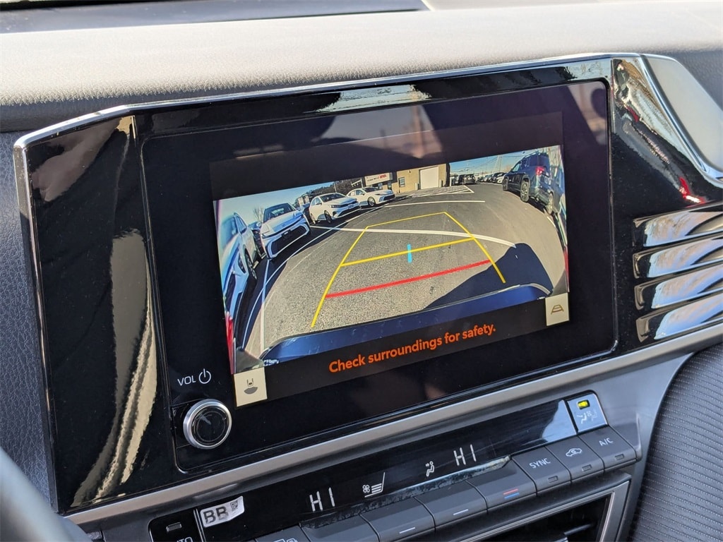 Thumbnail: 2025 Toyota Camry - 24