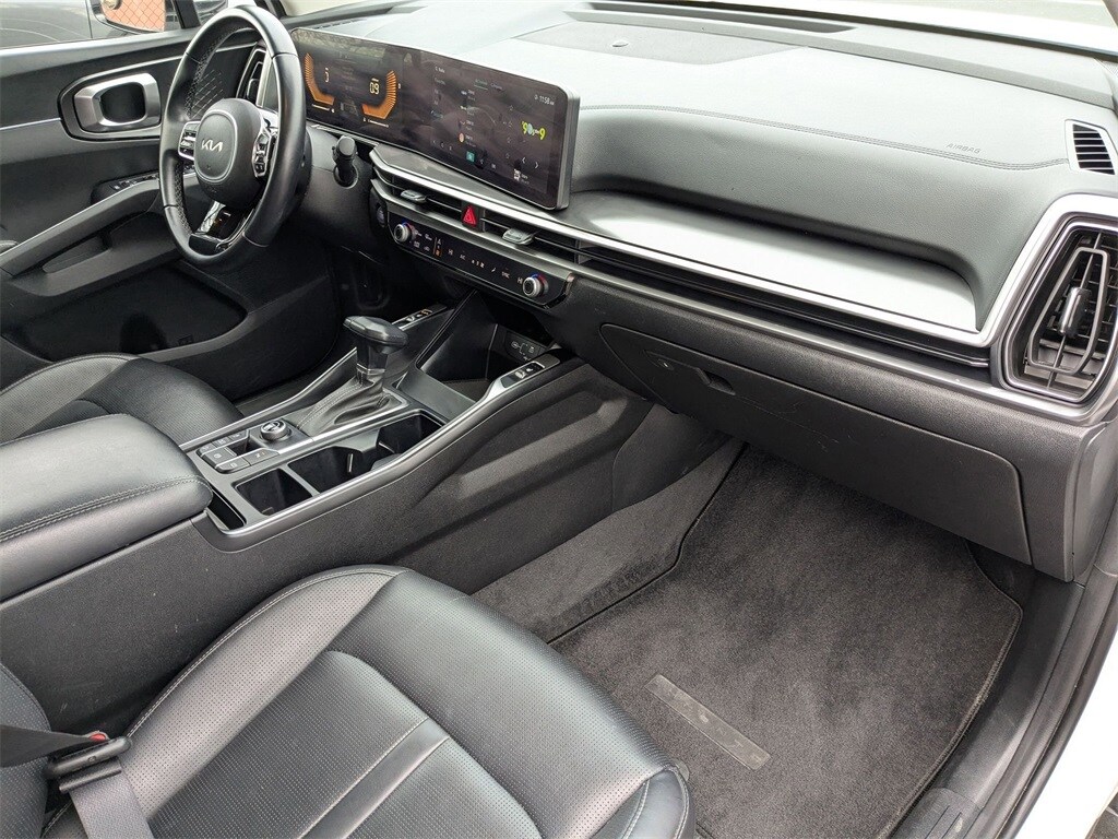 Thumbnail: 2024 Kia Sorento - 41