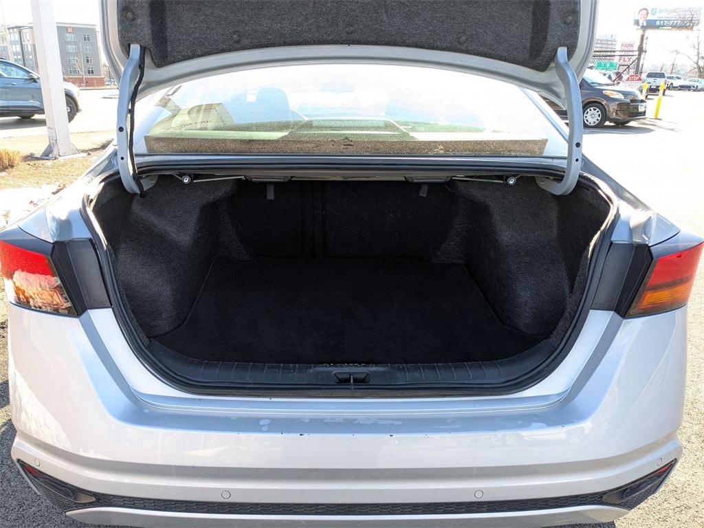 Thumbnail: 2024 Nissan Altima - 32