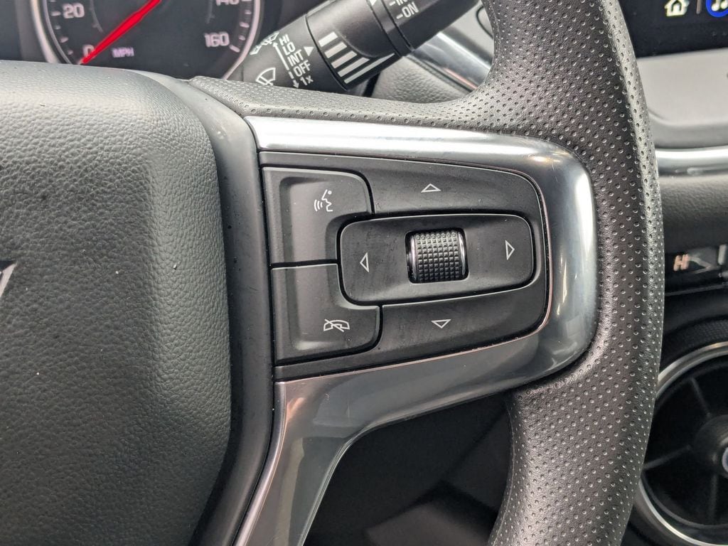 Thumbnail: 2025 Chevrolet Blazer - 19