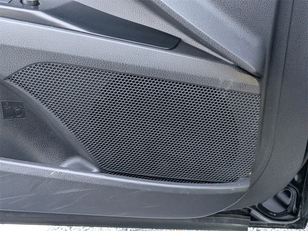 Thumbnail: 2025 Toyota Camry - 15