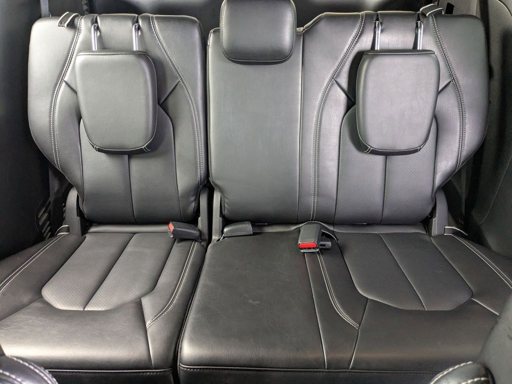 Thumbnail: 2025 Chrysler Pacifica - 29