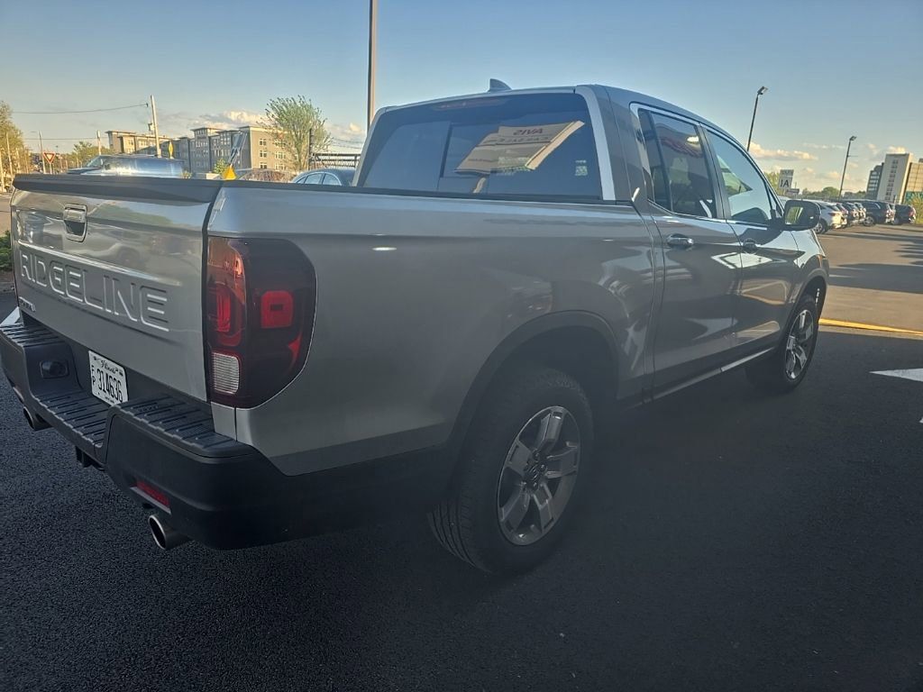 Thumbnail: 2025 Honda Ridgeline - 4