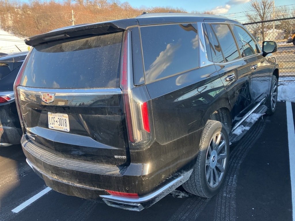 Thumbnail: 2023 Cadillac Escalade - 3