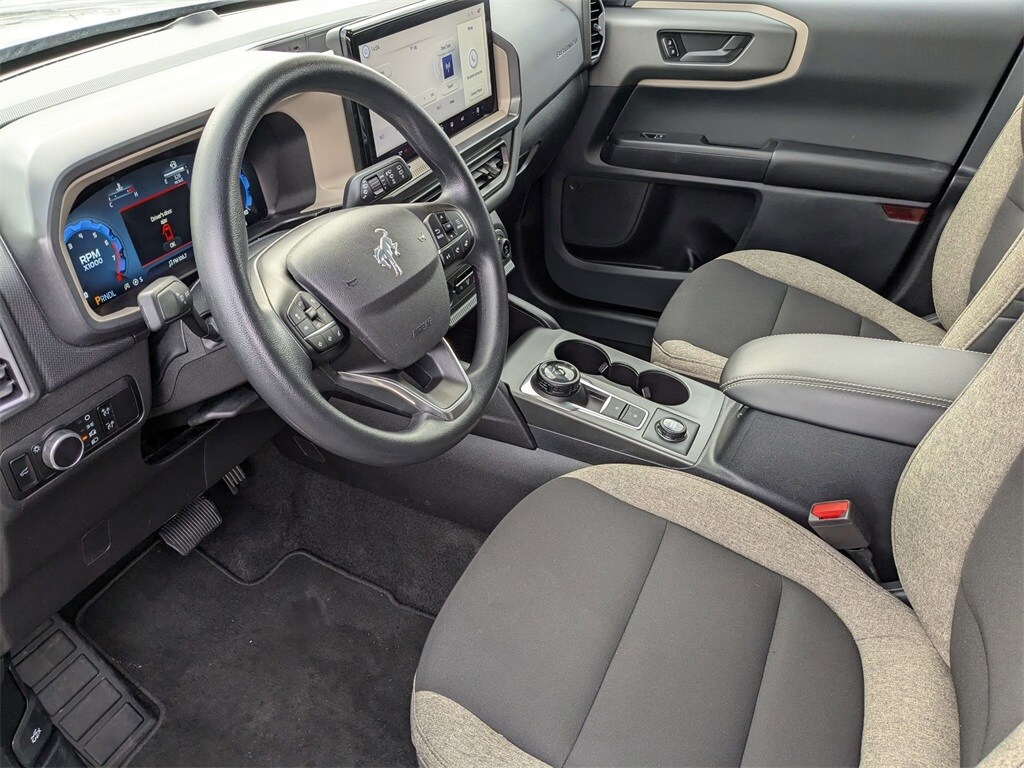 Thumbnail: 2025 Ford Bronco Sport - 16