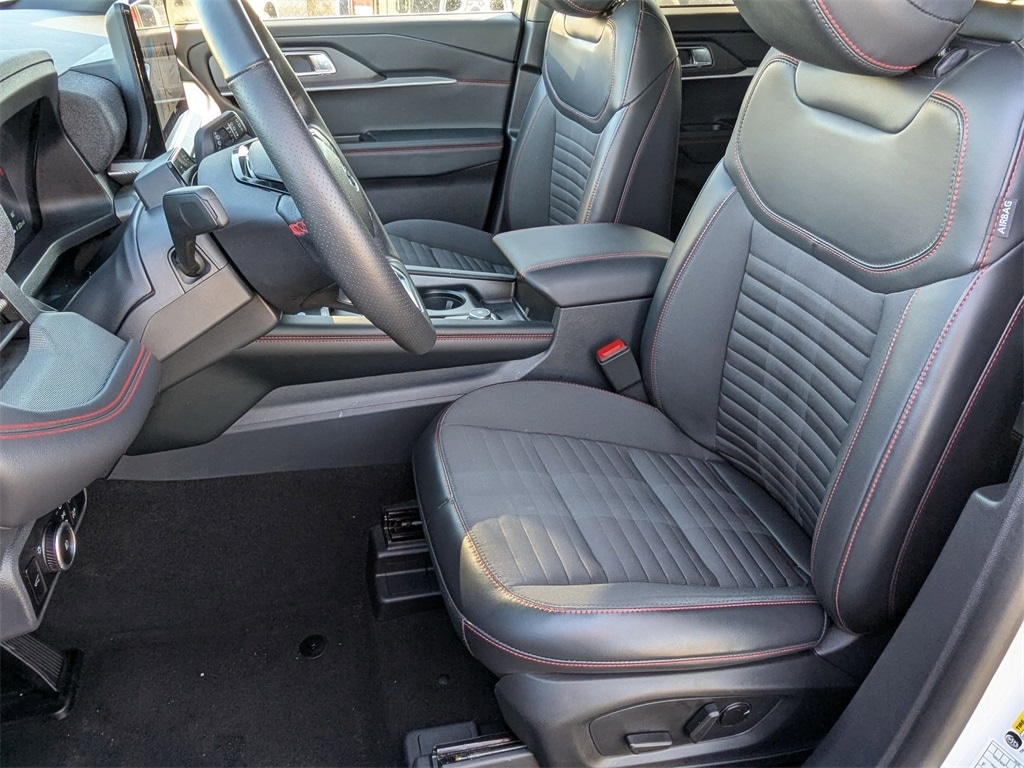 Thumbnail: 2025 Ford Explorer - 18