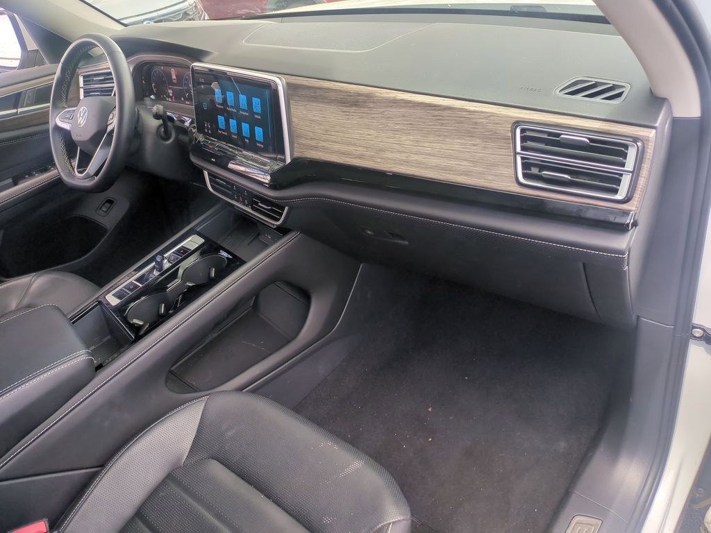 Thumbnail: 2025 Volkswagen Atlas - 27