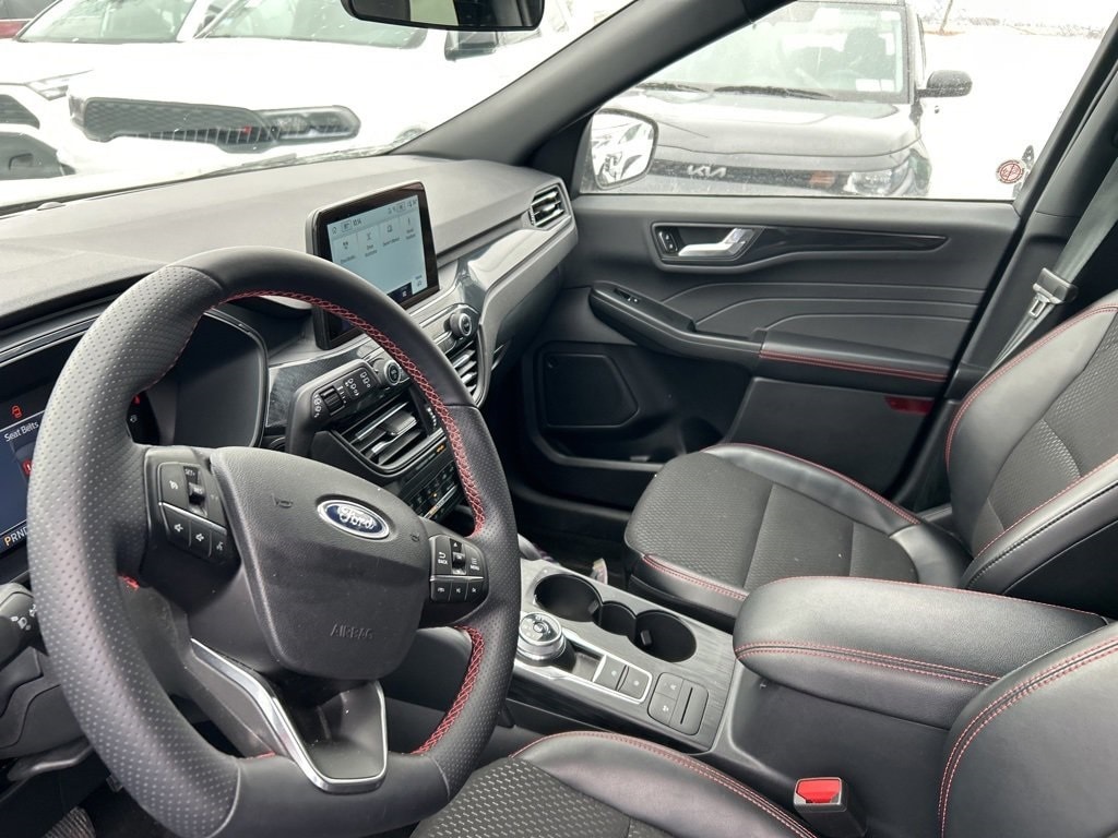 Thumbnail: 2025 Ford Escape - 5