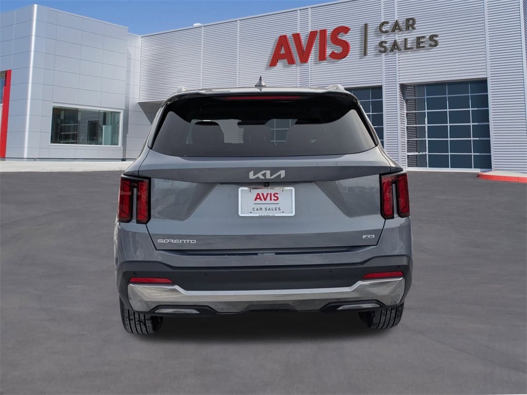 Thumbnail: 2024 Kia Sorento - 5