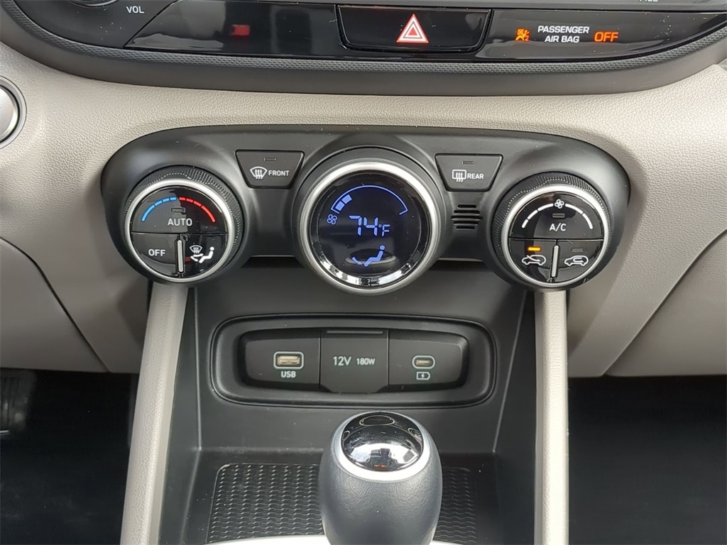 Thumbnail: 2025 Hyundai Venue - 22