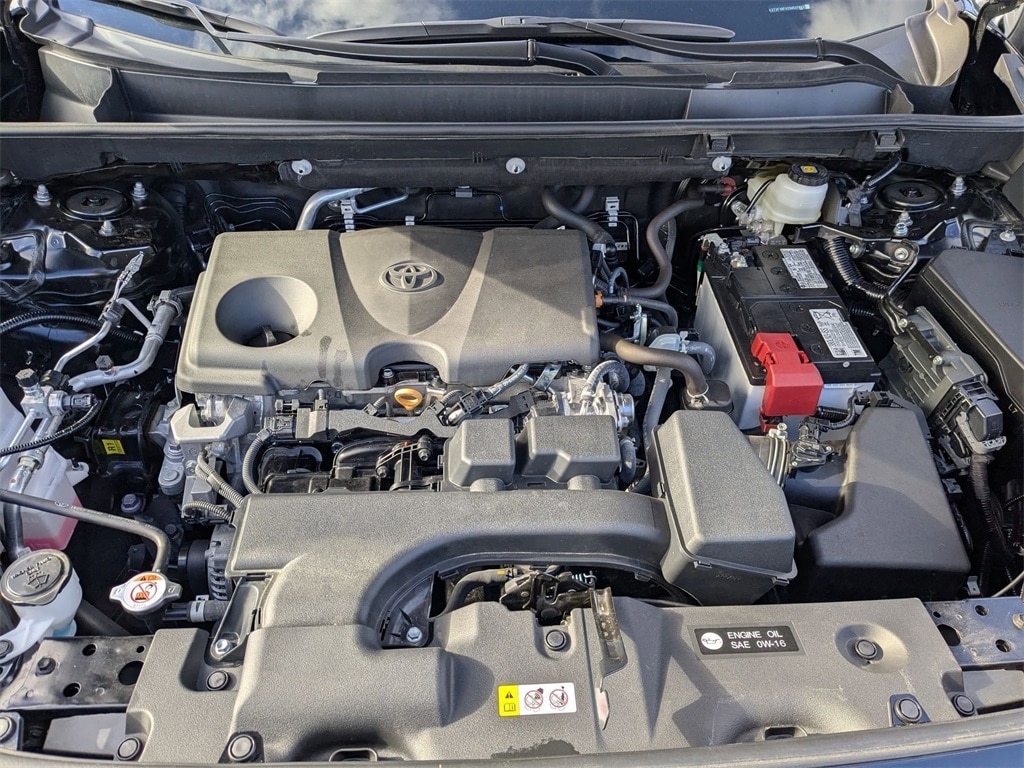 Thumbnail: 2025 Toyota RAV4 - 41