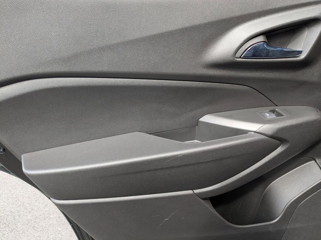 Thumbnail: 2025 Chevrolet Trax - 24