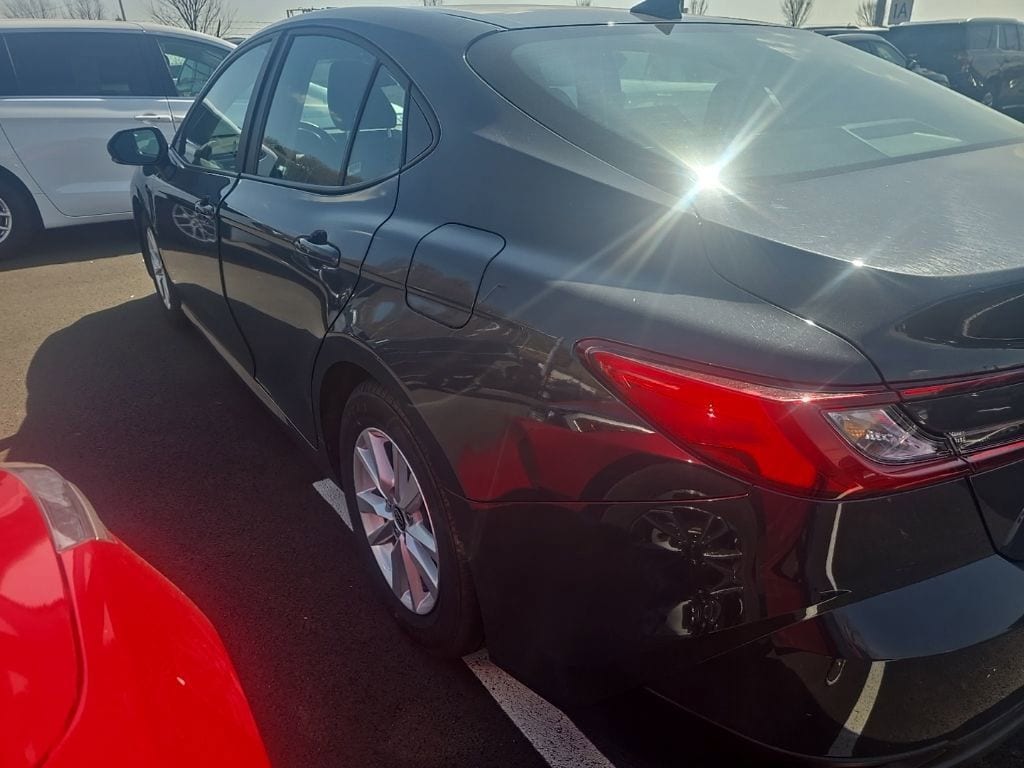 Thumbnail: 2025 Toyota Camry - 4