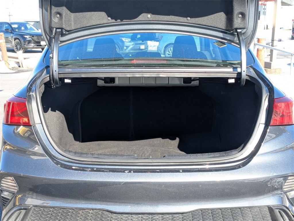 Thumbnail: 2024 Kia Forte - 28