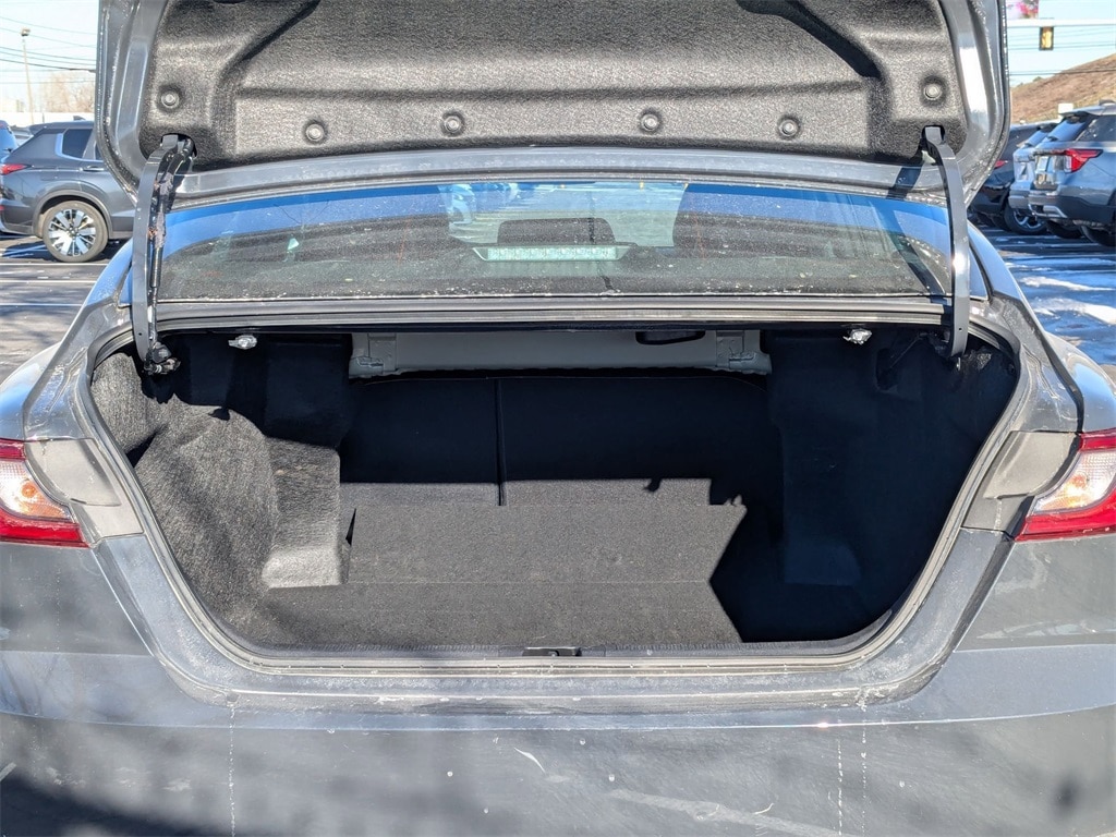 Thumbnail: 2025 Toyota Camry - 33