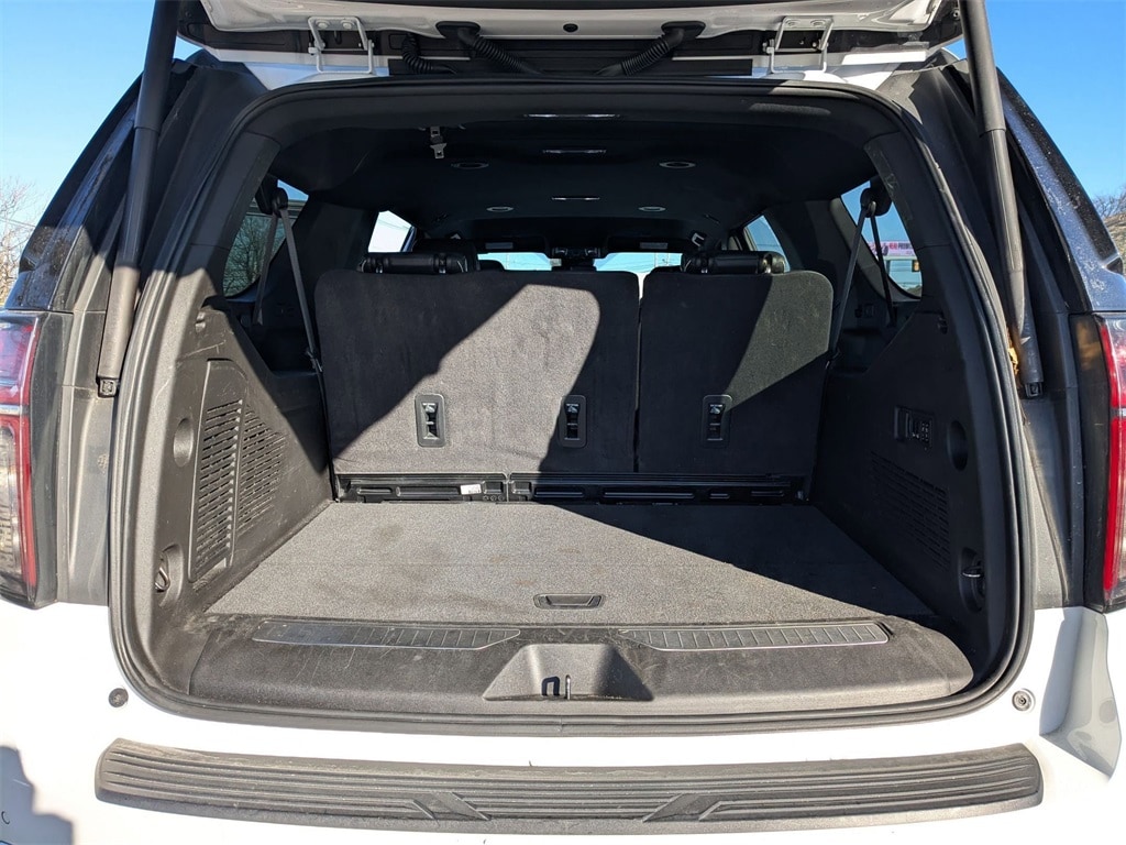 Thumbnail: 2023 Chevrolet Suburban - 37