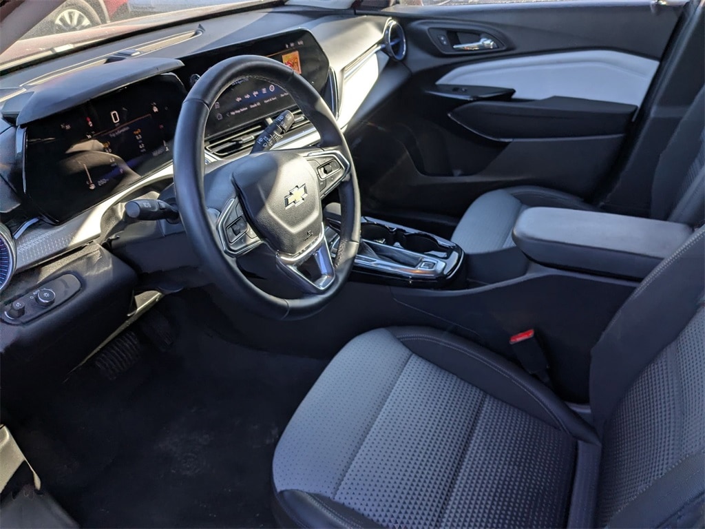 Thumbnail: 2025 Chevrolet Trax - 13