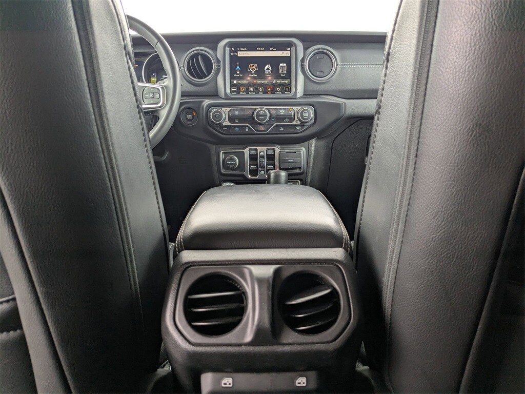 Thumbnail: 2022 Jeep Wrangler - 25