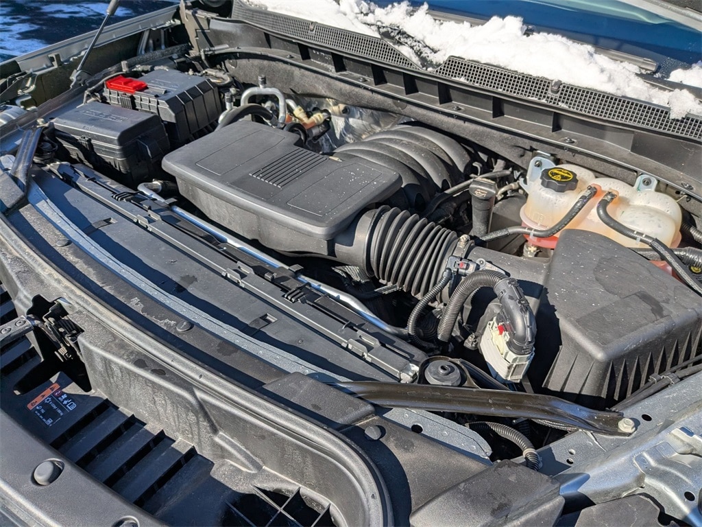 Thumbnail: 2025 Chevrolet Suburban - 42