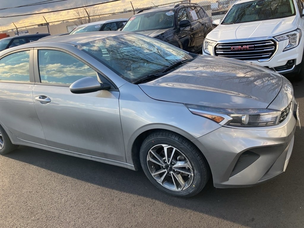 Thumbnail: 2024 Kia Forte - 2