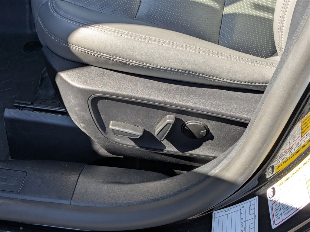 Thumbnail: 2025 Ford Bronco Sport - 16