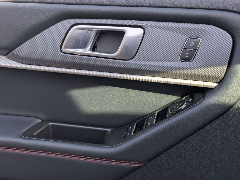 Thumbnail: 2025 Ford Explorer - 13