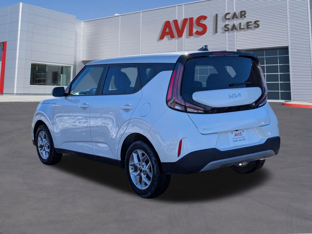 Thumbnail: 2024 Kia Soul - 3