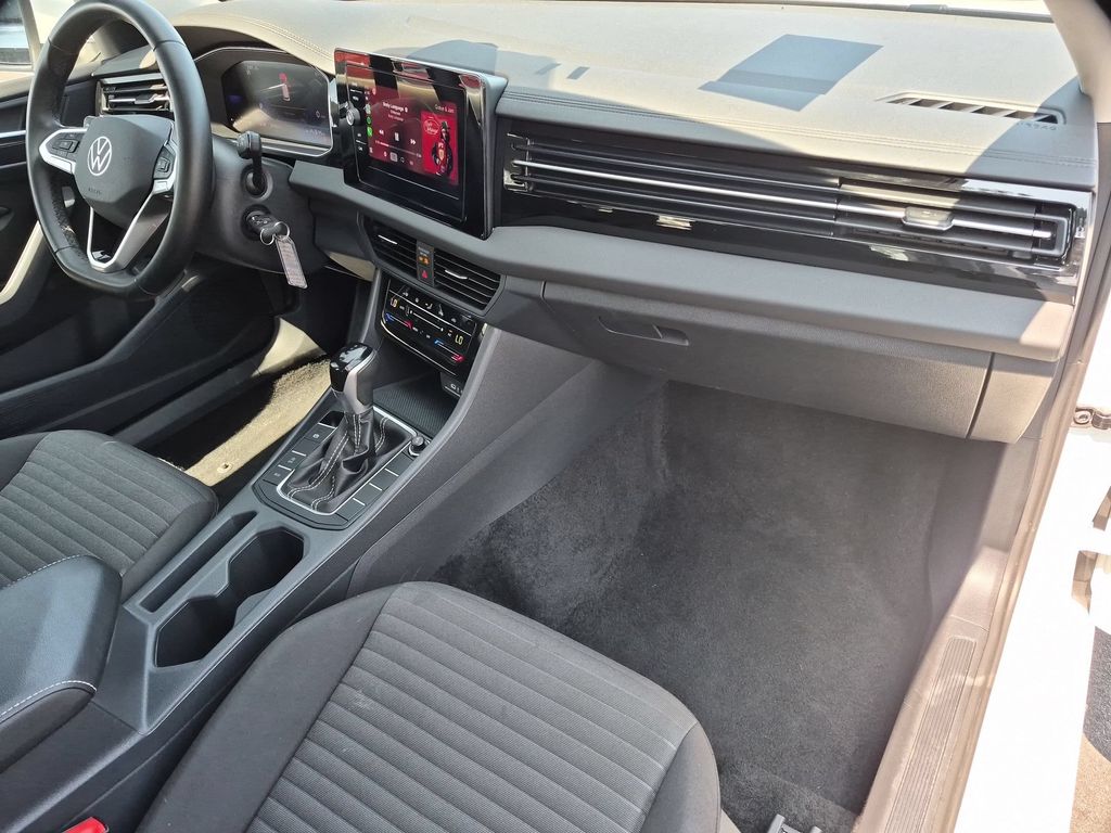 2025 Volkswagen Jetta S - Photo 31