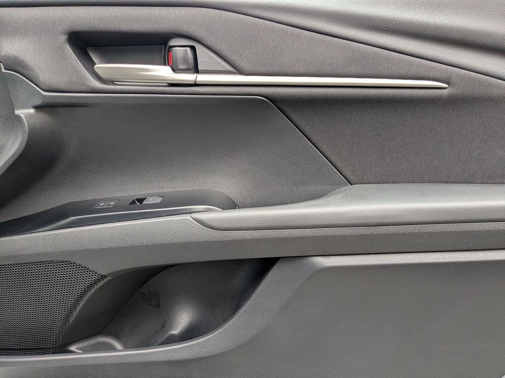 Thumbnail: 2025 Toyota Camry - 30