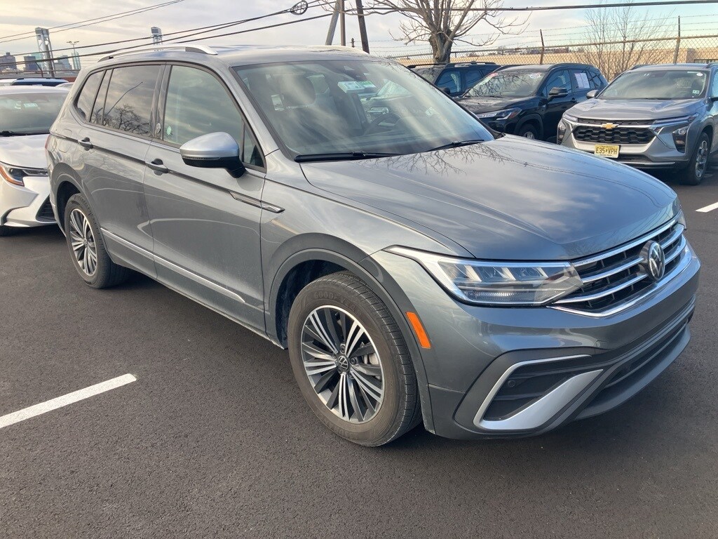 Certified 2024 Volkswagen Tiguan 2.0T SE SUV