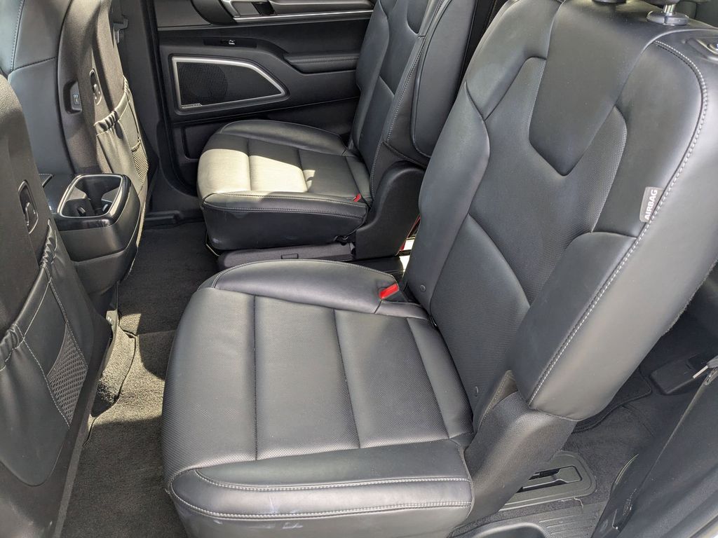 Thumbnail: 2025 Kia Telluride - 27