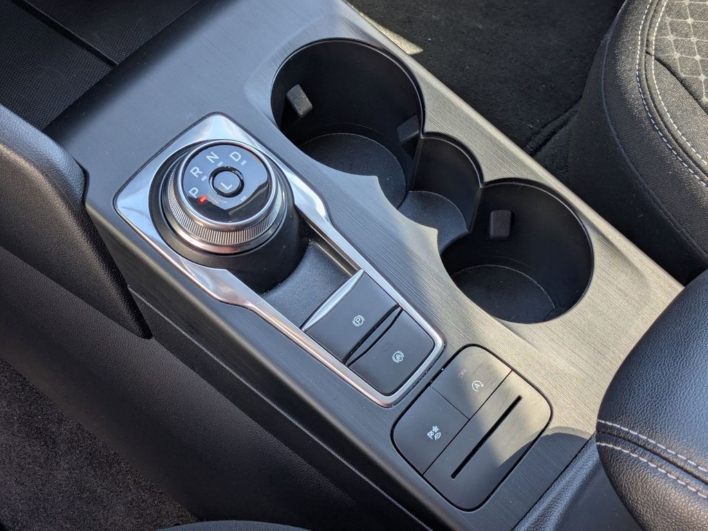 Thumbnail: 2025 Ford Escape - 22