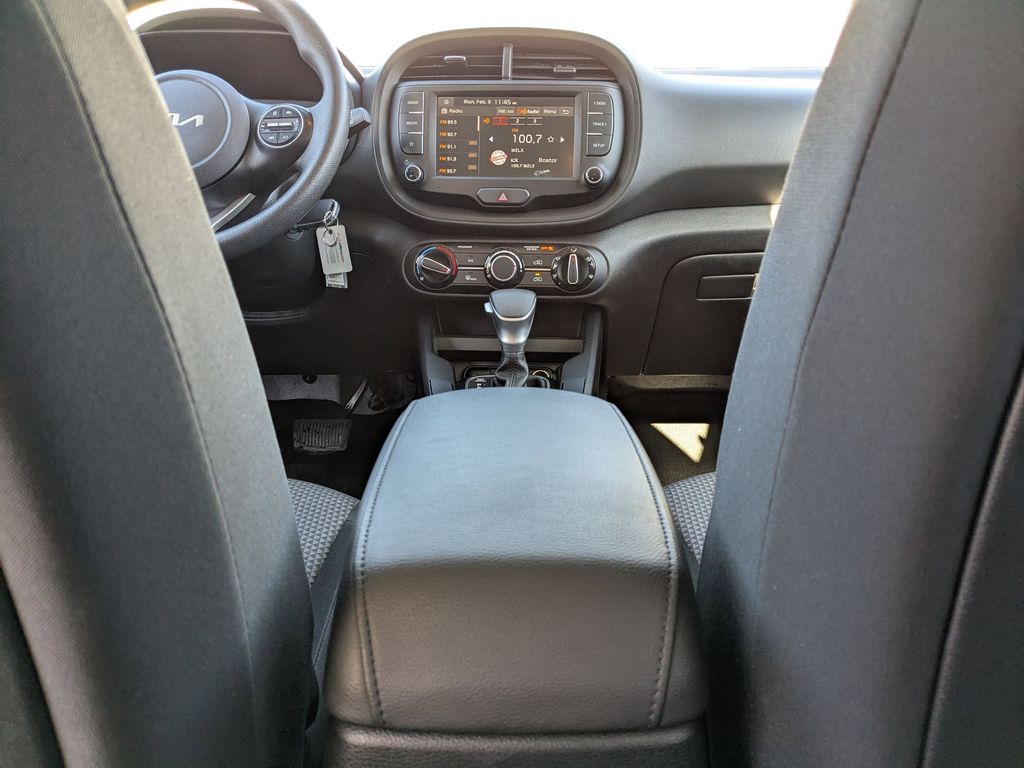 Thumbnail: 2024 Kia Soul - 28