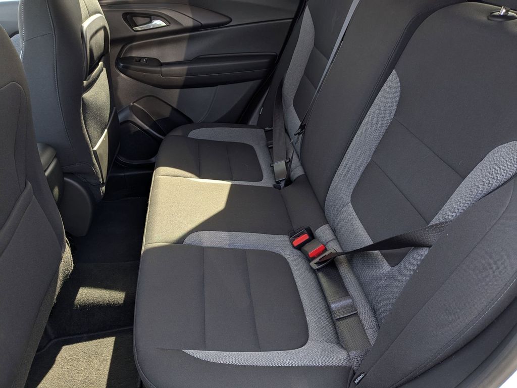 Thumbnail: 2025 Chevrolet TrailBlazer - 25