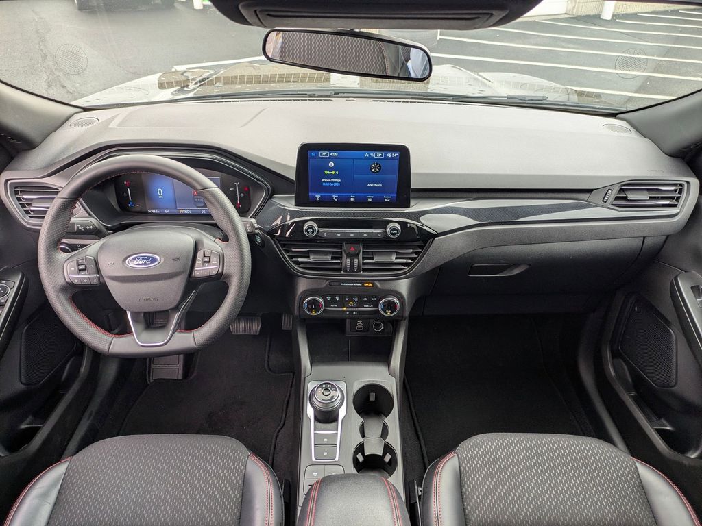 Thumbnail: 2025 Ford Escape - 36