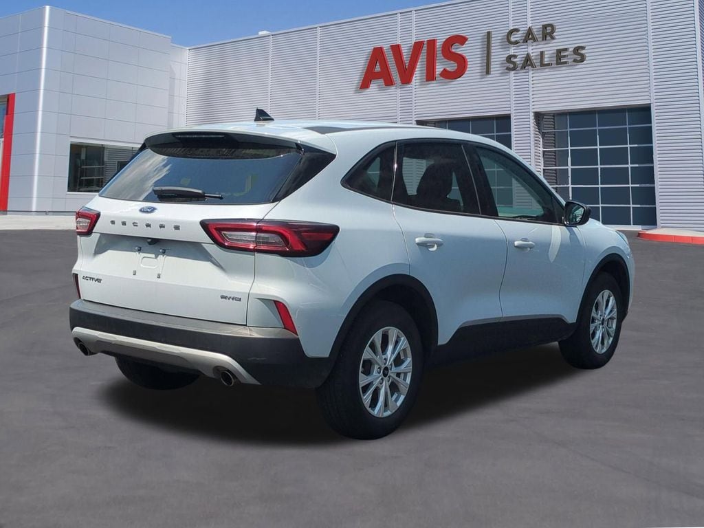 Thumbnail: 2025 Ford Escape - 6