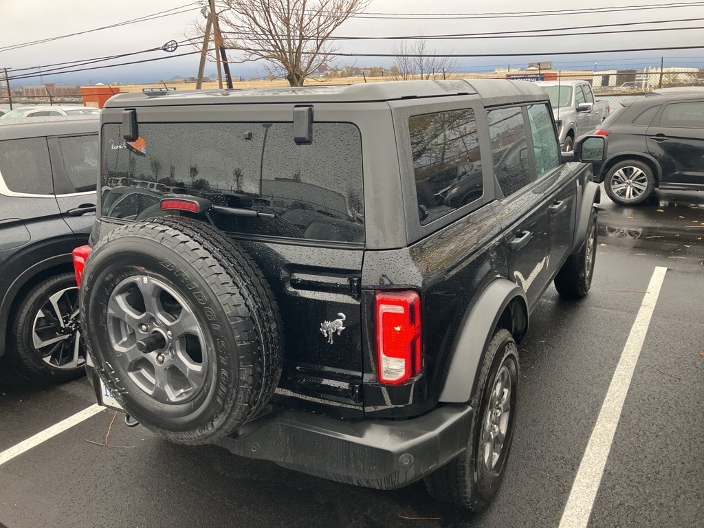 Thumbnail: 2025 Ford Bronco - 3