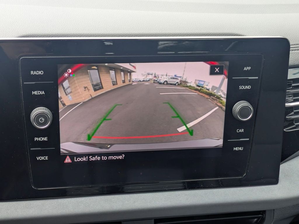 Thumbnail: 2025 Volkswagen Jetta - 25