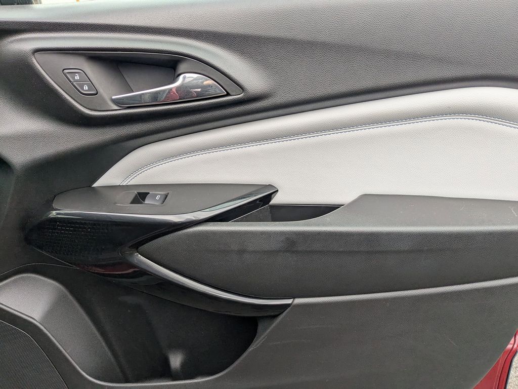 Thumbnail: 2025 Chevrolet Trax - 27