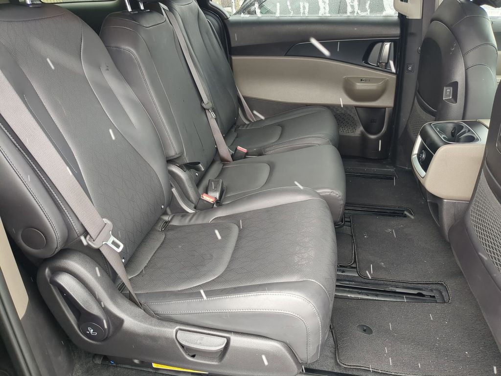 Thumbnail: 2025 Kia Carnival - 30