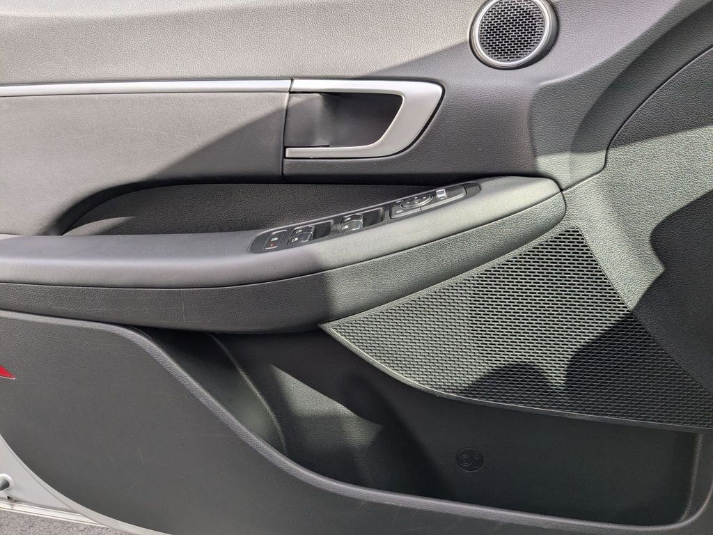 Thumbnail: 2025 Hyundai Sonata - 11