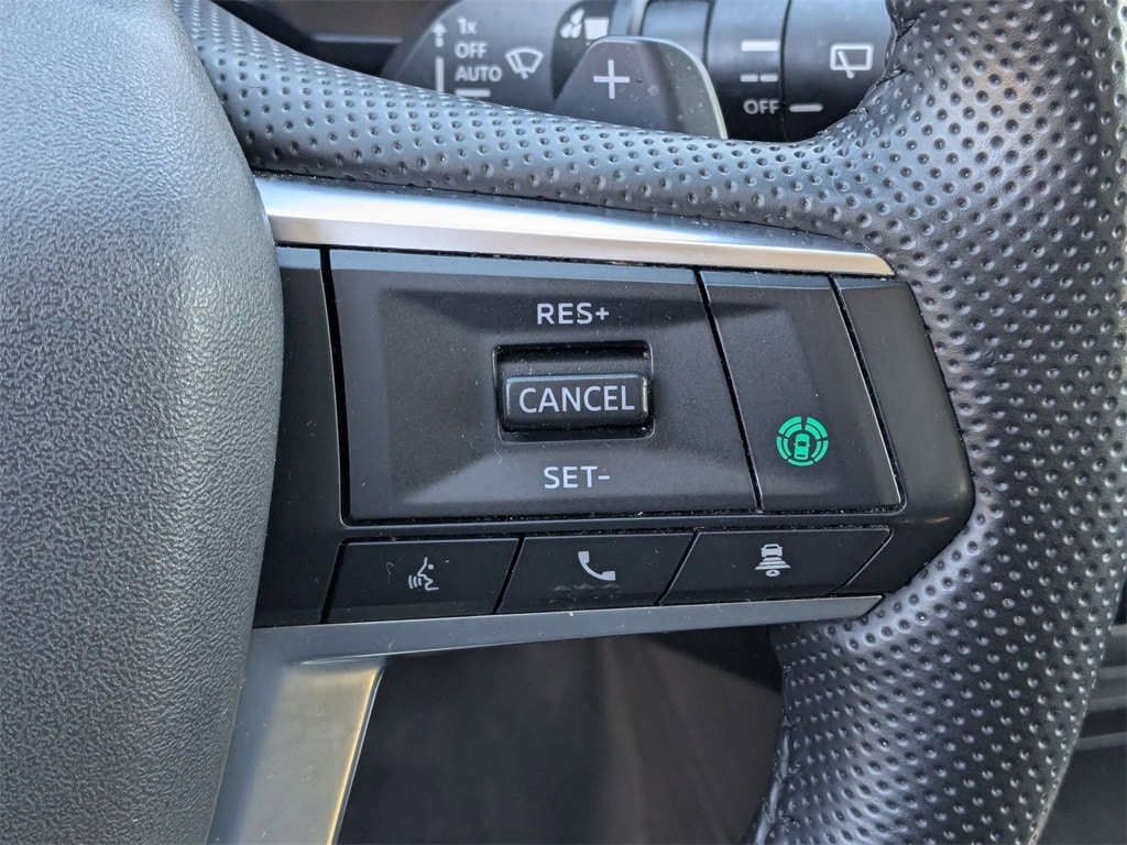 Thumbnail: 2024 Mitsubishi Outlander - 20